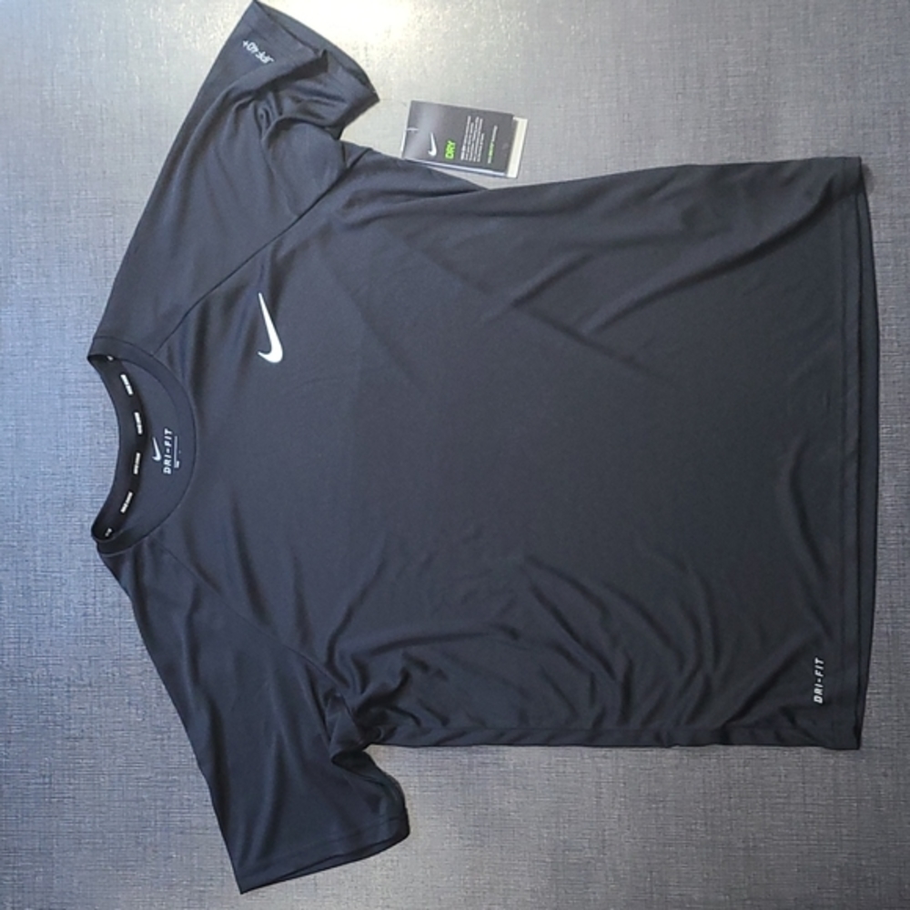 Nike Essential Short Sleeve Swim Hydro Rash Guard - Black